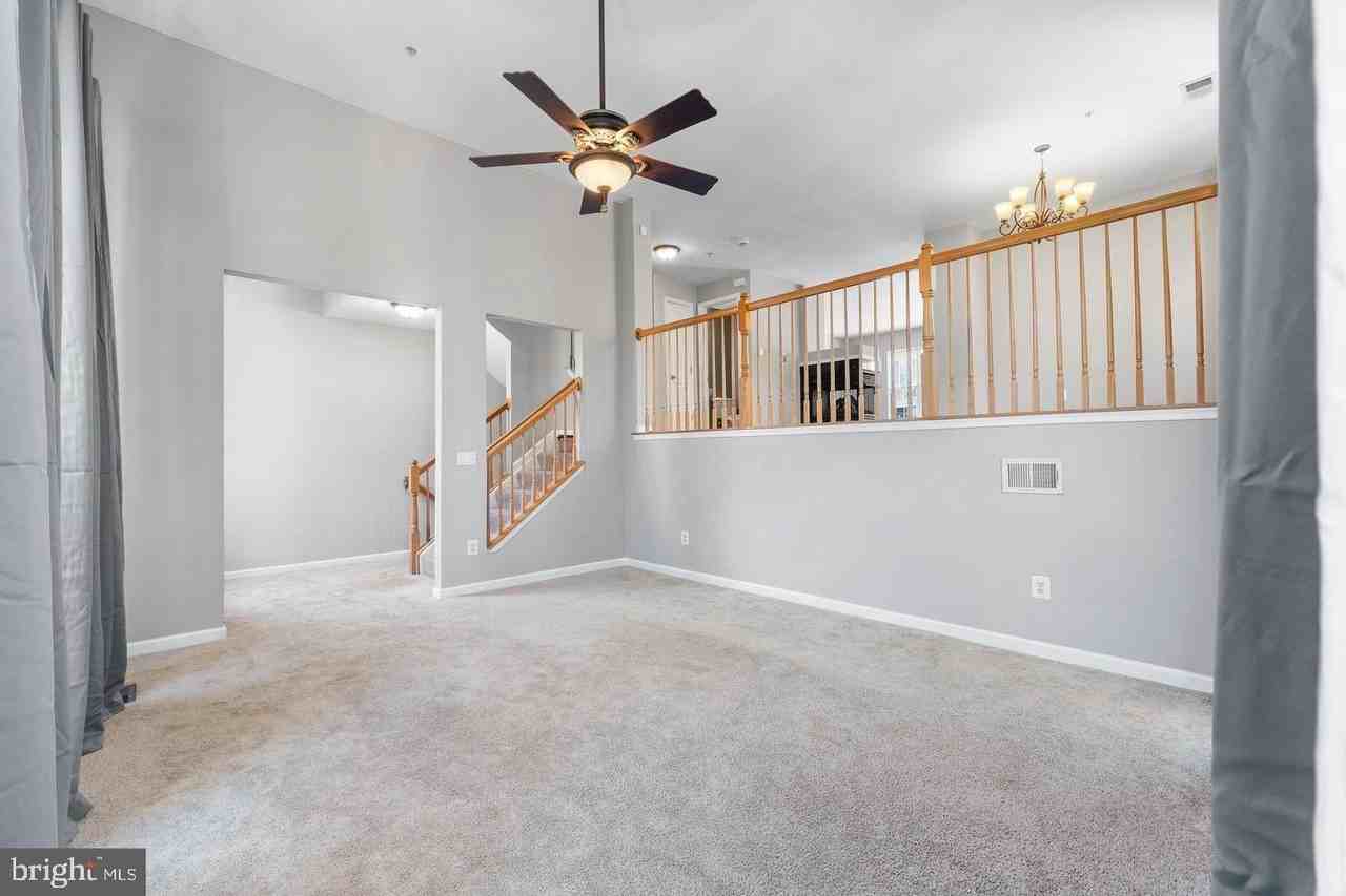 12420 Rollys Ridge Ave #1512 - Photo 4 of 35