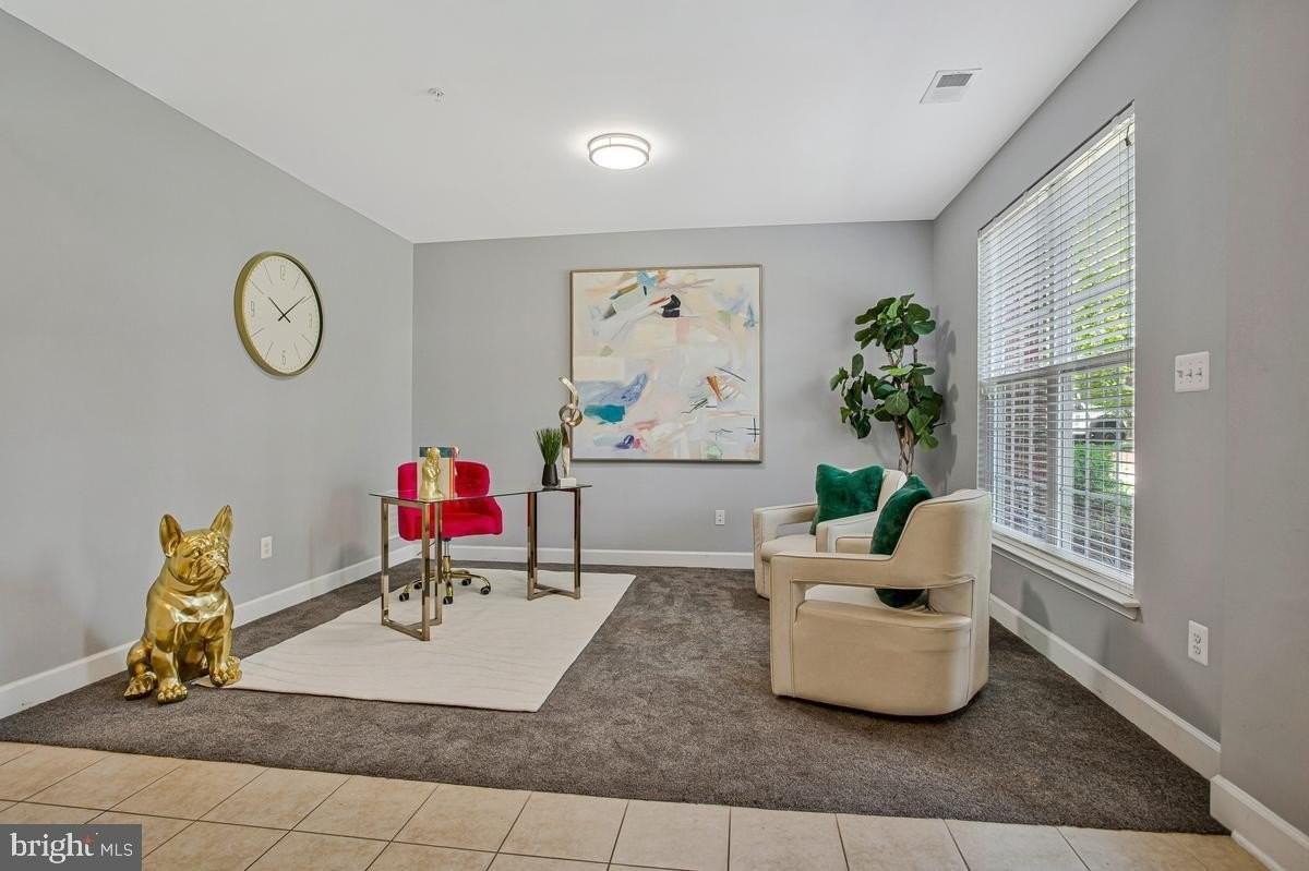 505 Jurgensen Pl - Photo 5 of 30
