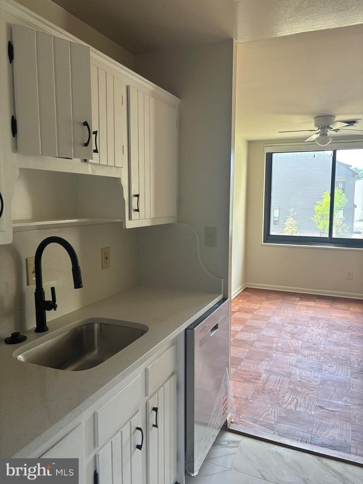 3450 Toledo Ter #205 - Photo 6 of 14