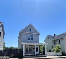 featured image of 322 N Cannon Ave