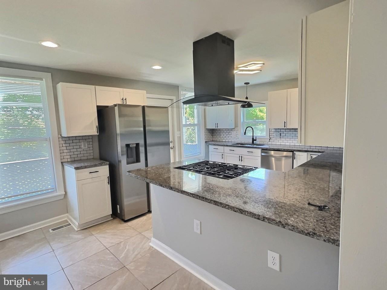 322 N Cannon Ave - Photo 5 of 24