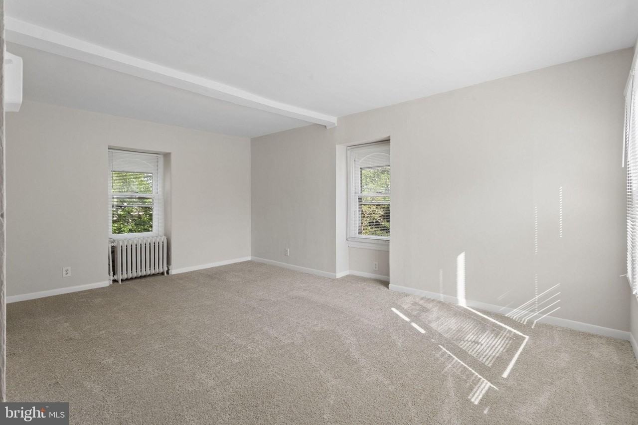 407 Cinnaminson Ave #5 - Photo 7 of 16