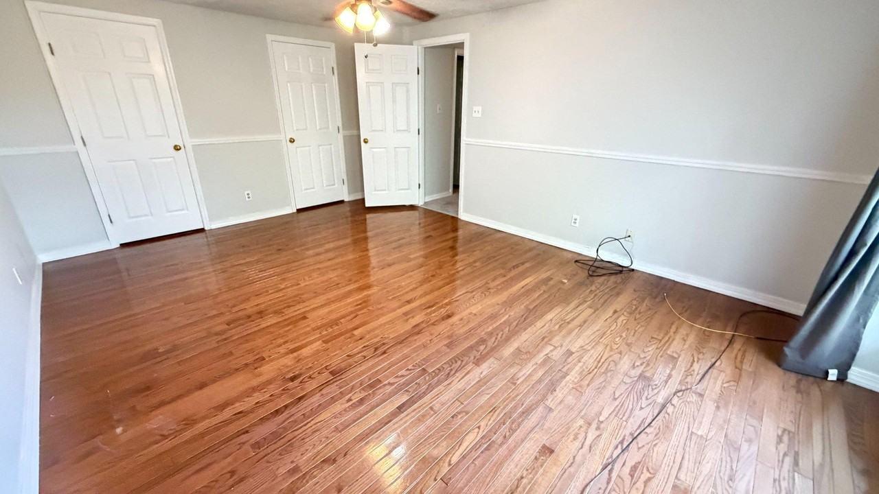 9 Cranberry Ct - Photo 7 of 17