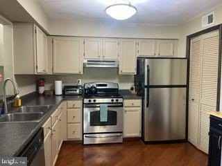 218 Andover Pl - Photo 3 of 15