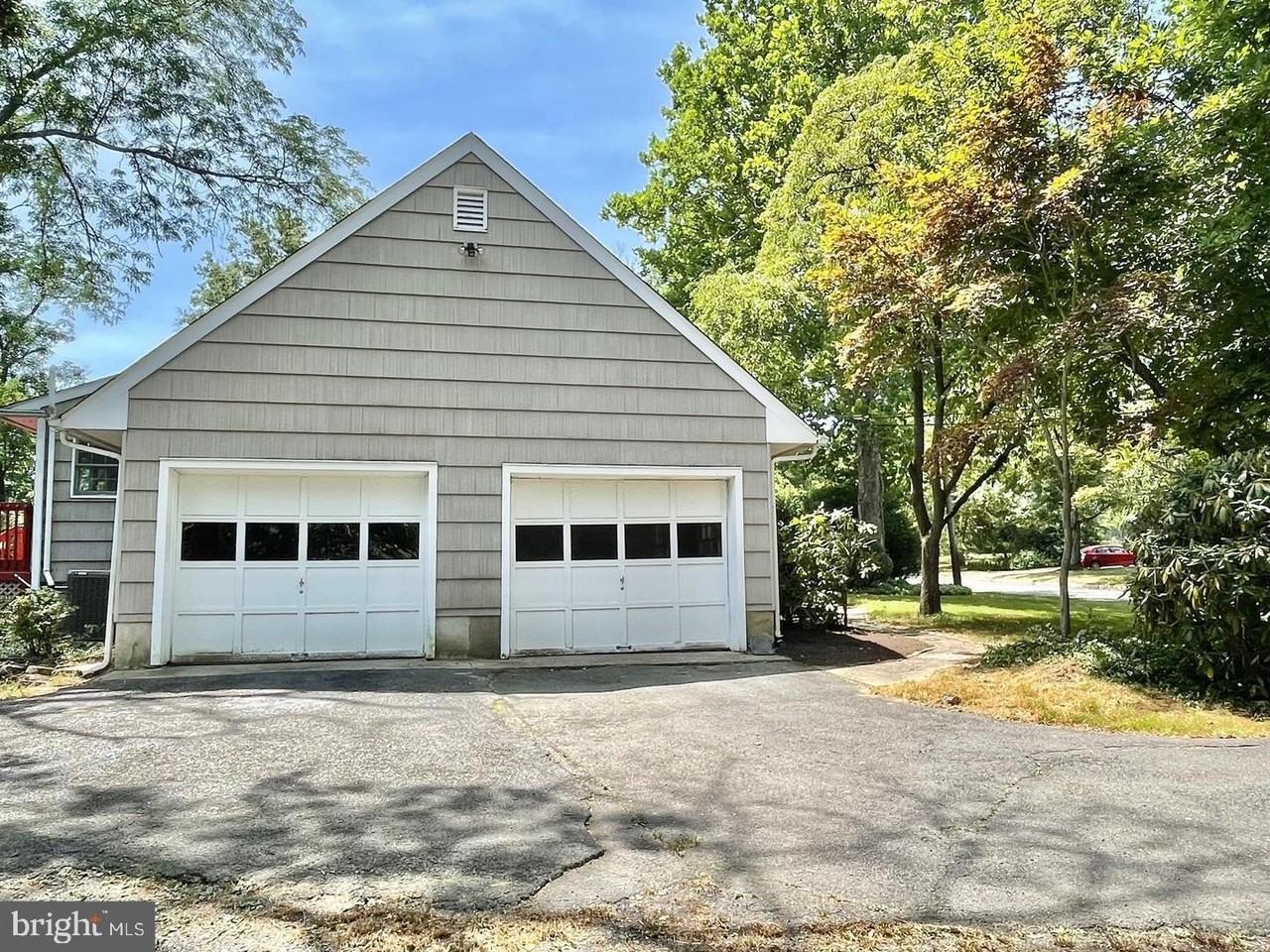 33 Monroe Ln - Photo 5 of 28