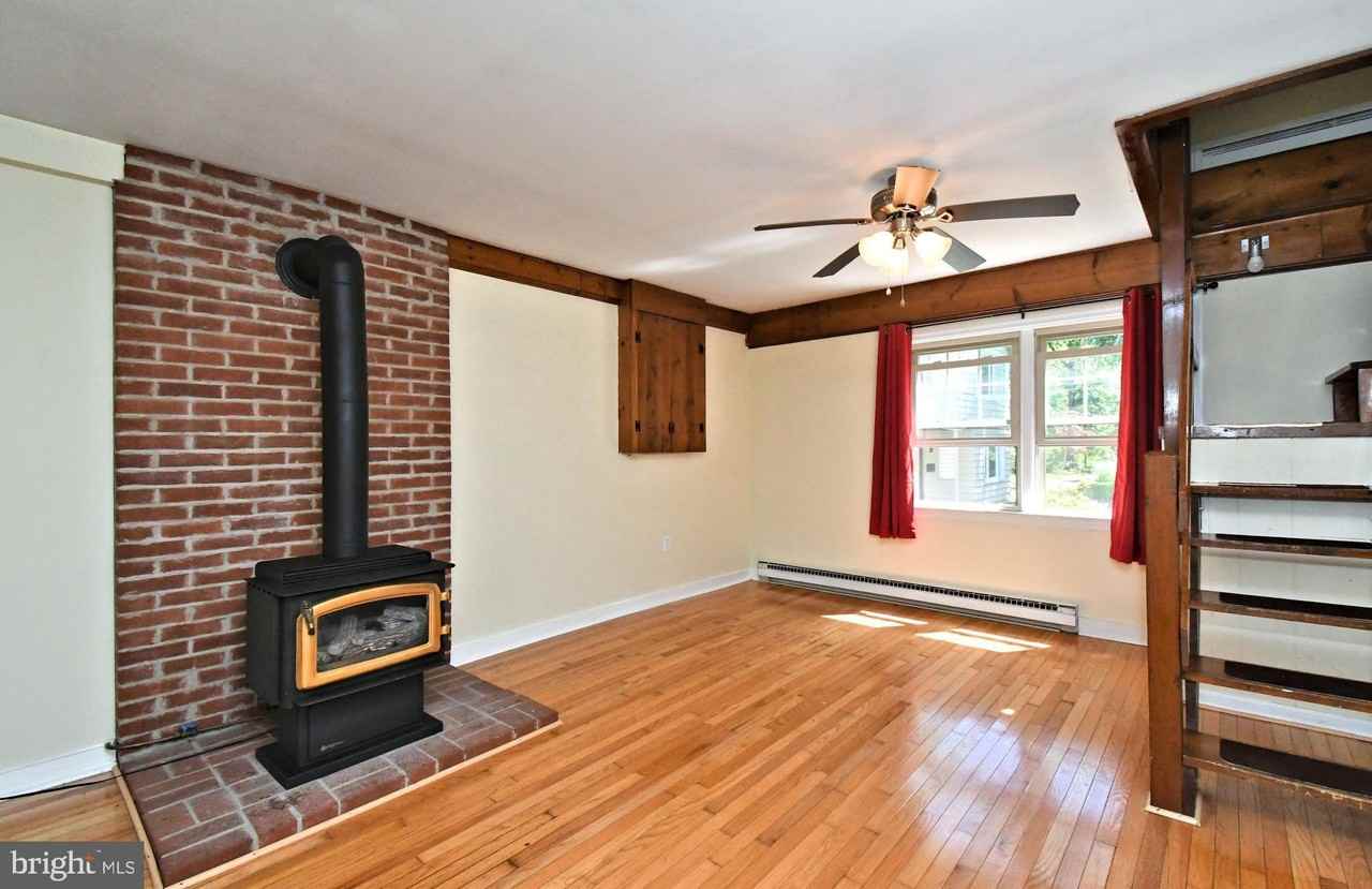 265 Windy Bush Rd - Photo 6 of 24