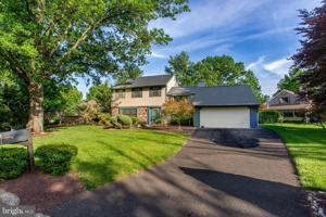 featured image of 19 Seton Hill Ct