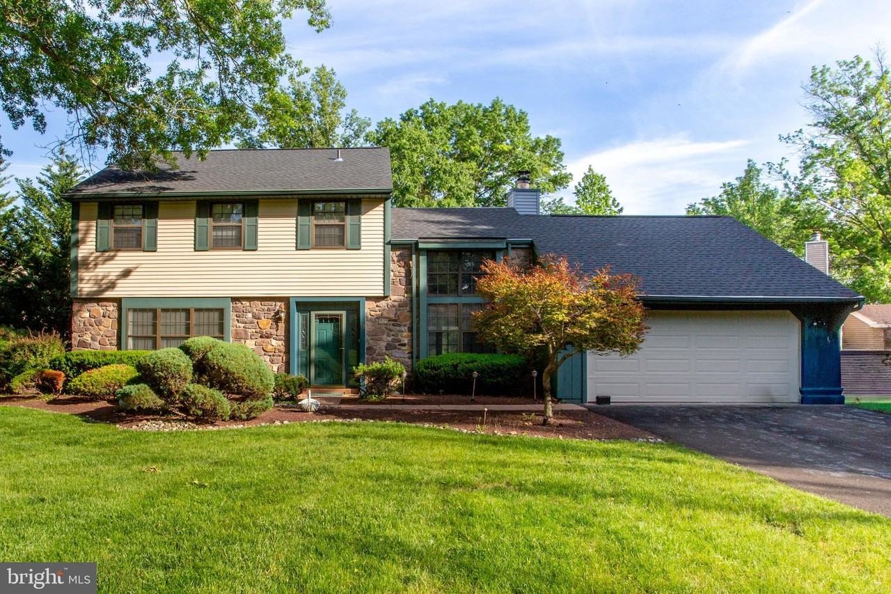 19 Seton Hill Ct - Photo 4 of 49