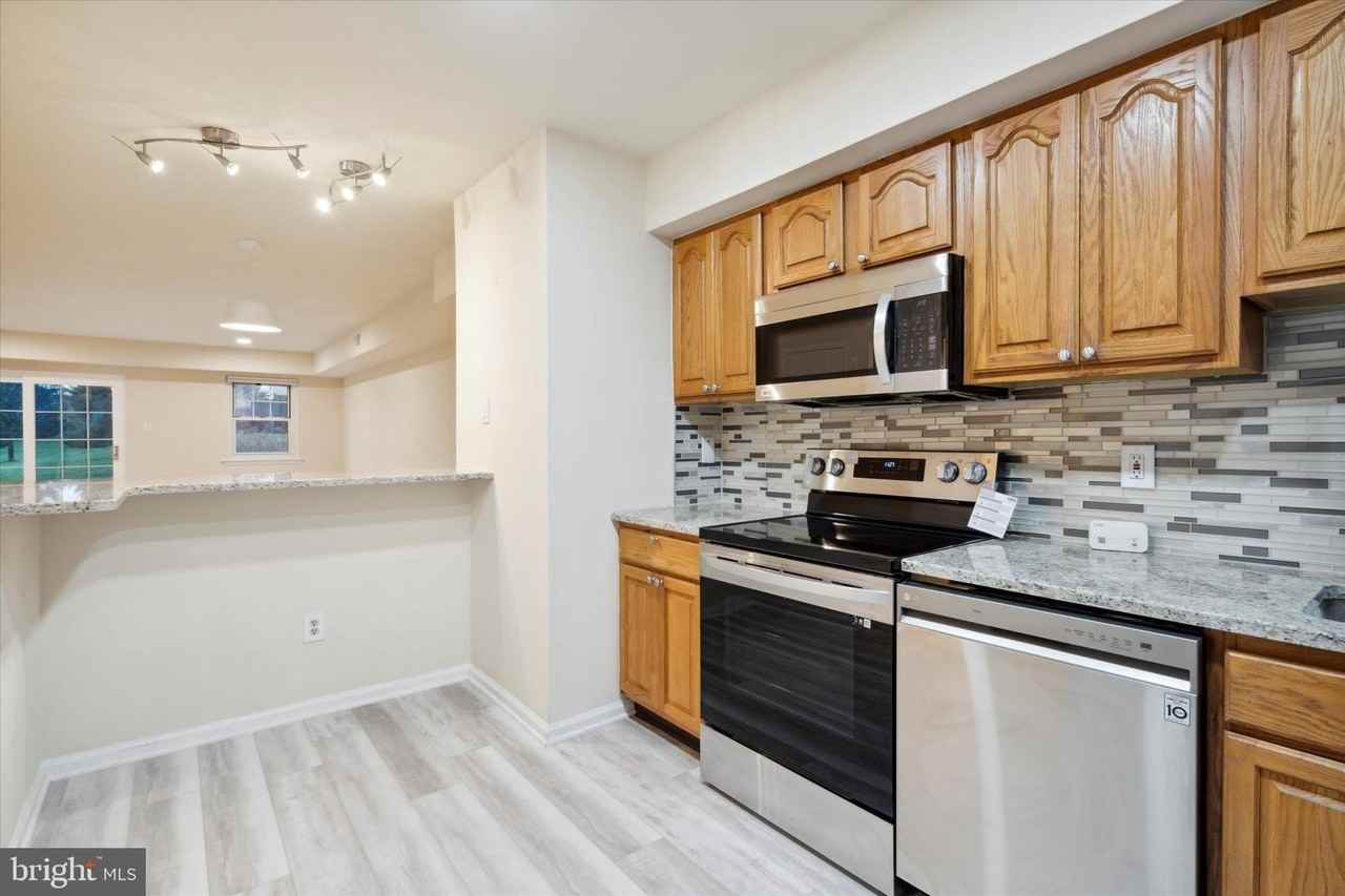 6 Cromwell Dr #107U6 - Photo 2 of 25