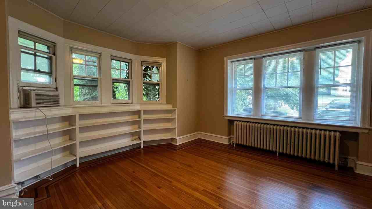 316 Gerard Ave #C - Photo 2 of 12