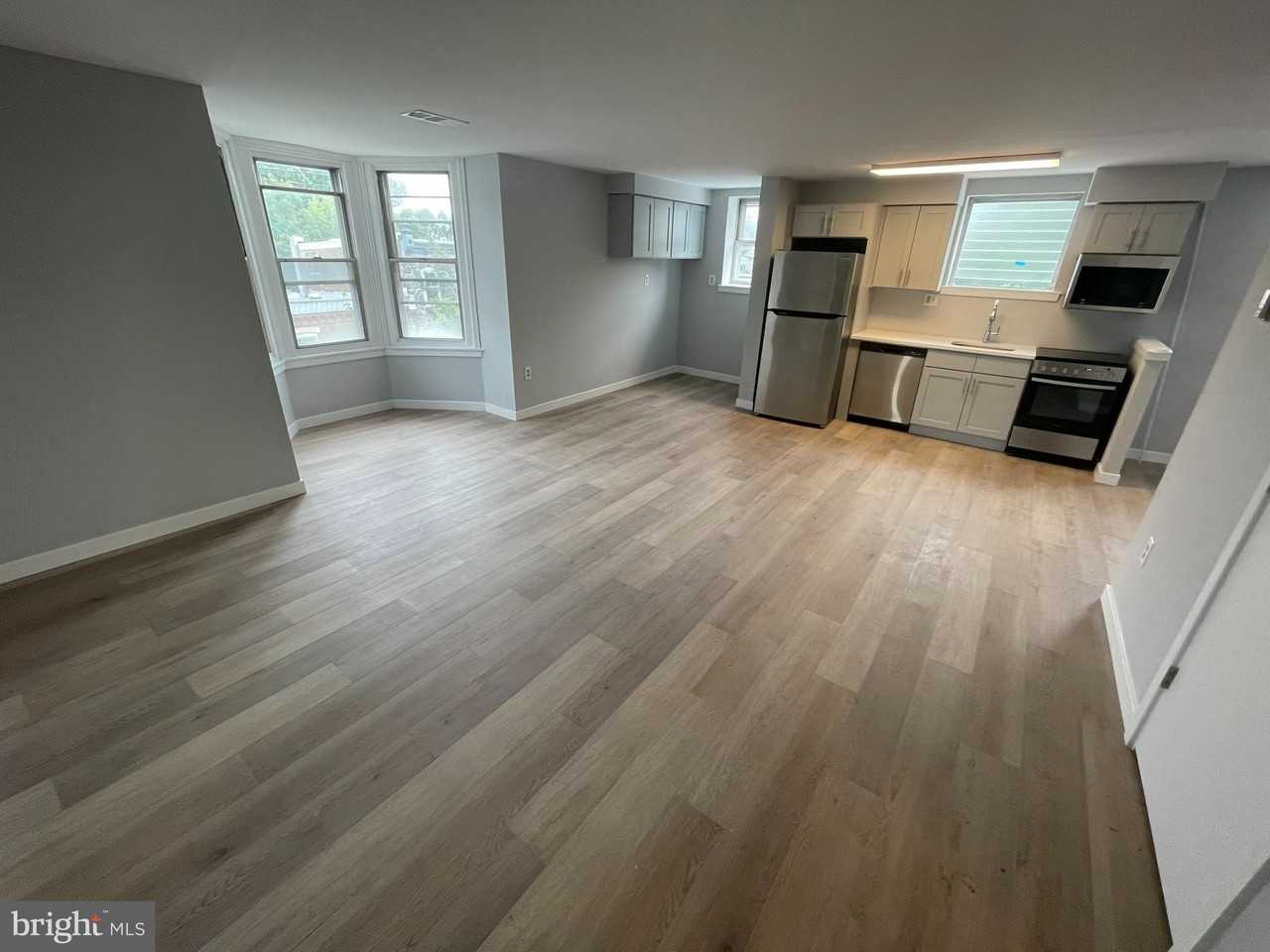 3500 Ainslie St #3F - Photo 2 of 7
