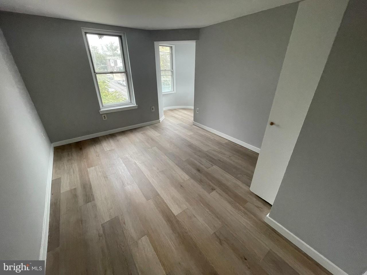 3500 Ainslie St #3F - Photo 6 of 7