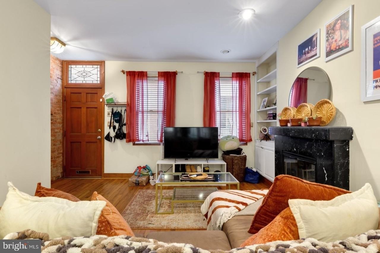 1710 Naudain St - Photo 5 of 30
