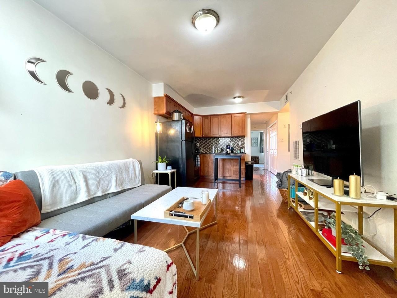 1131 Green St #3 - Photo 7 of 21