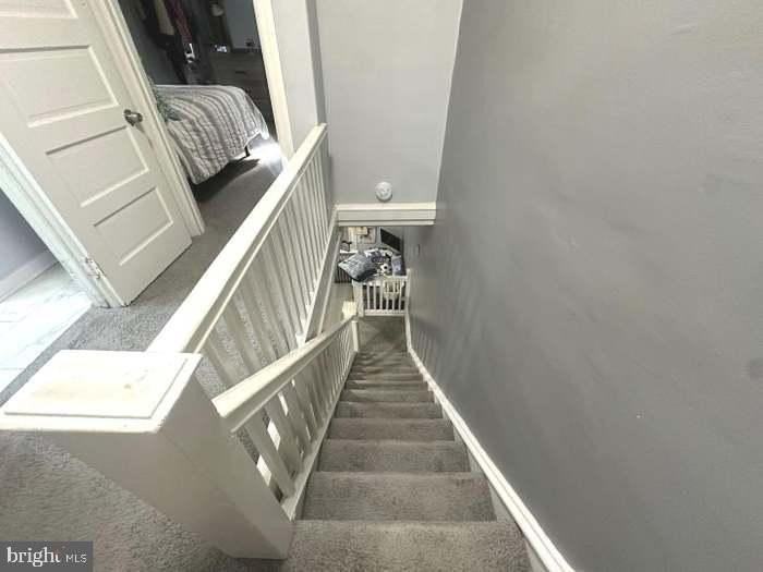 5845 Ludlow St - Photo 6 of 11