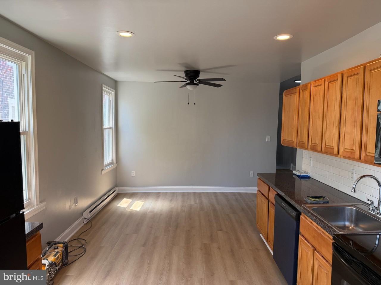1657 Haworth St #2FL - Photo 5 of 22