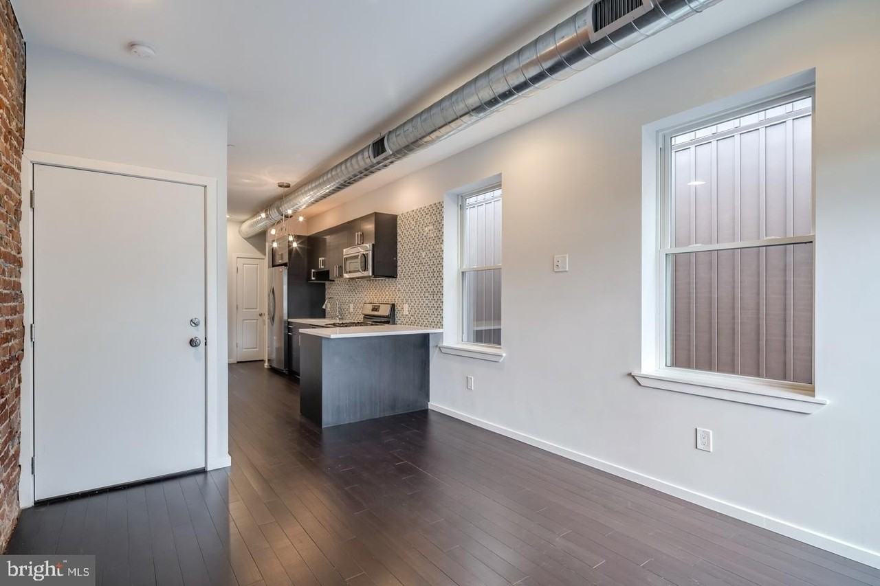 927 N 2nd St #3 - Photo 4 of 13