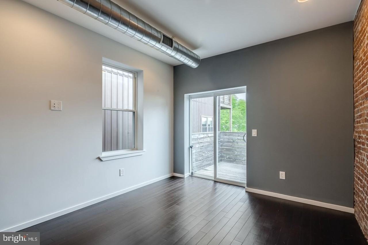 927 N 2nd St #3 - Photo 5 of 13