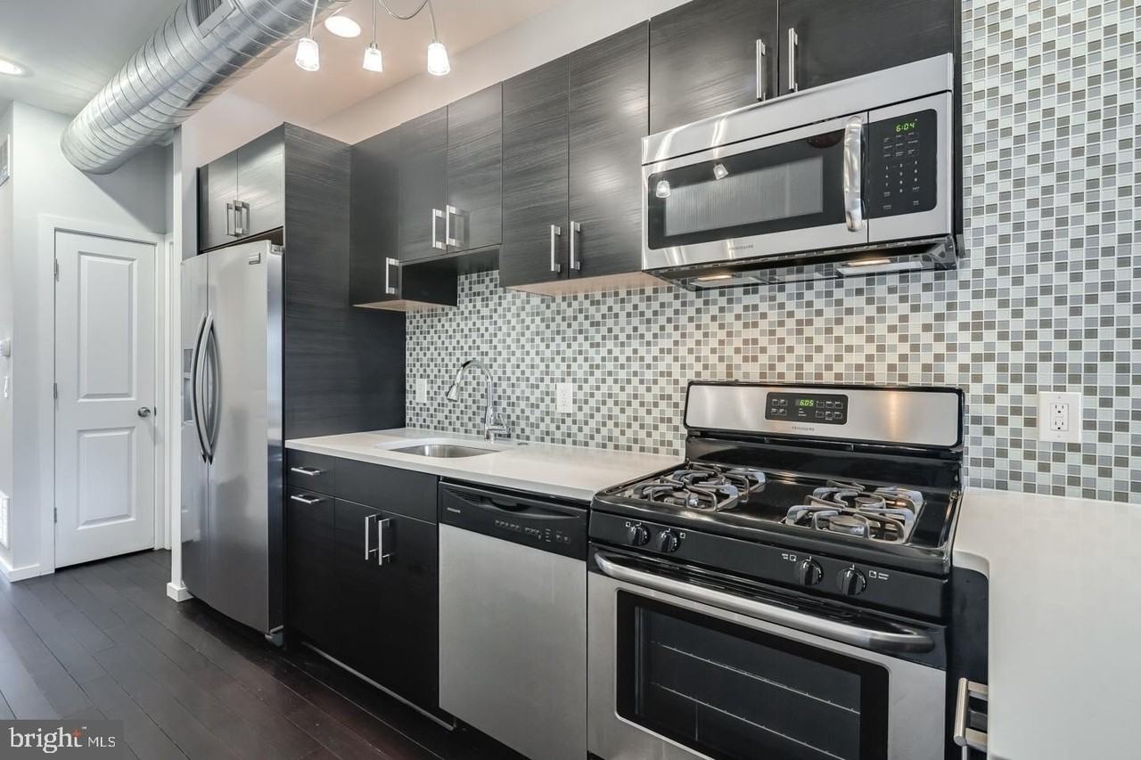 927 N 2nd St #3 - Photo 7 of 13