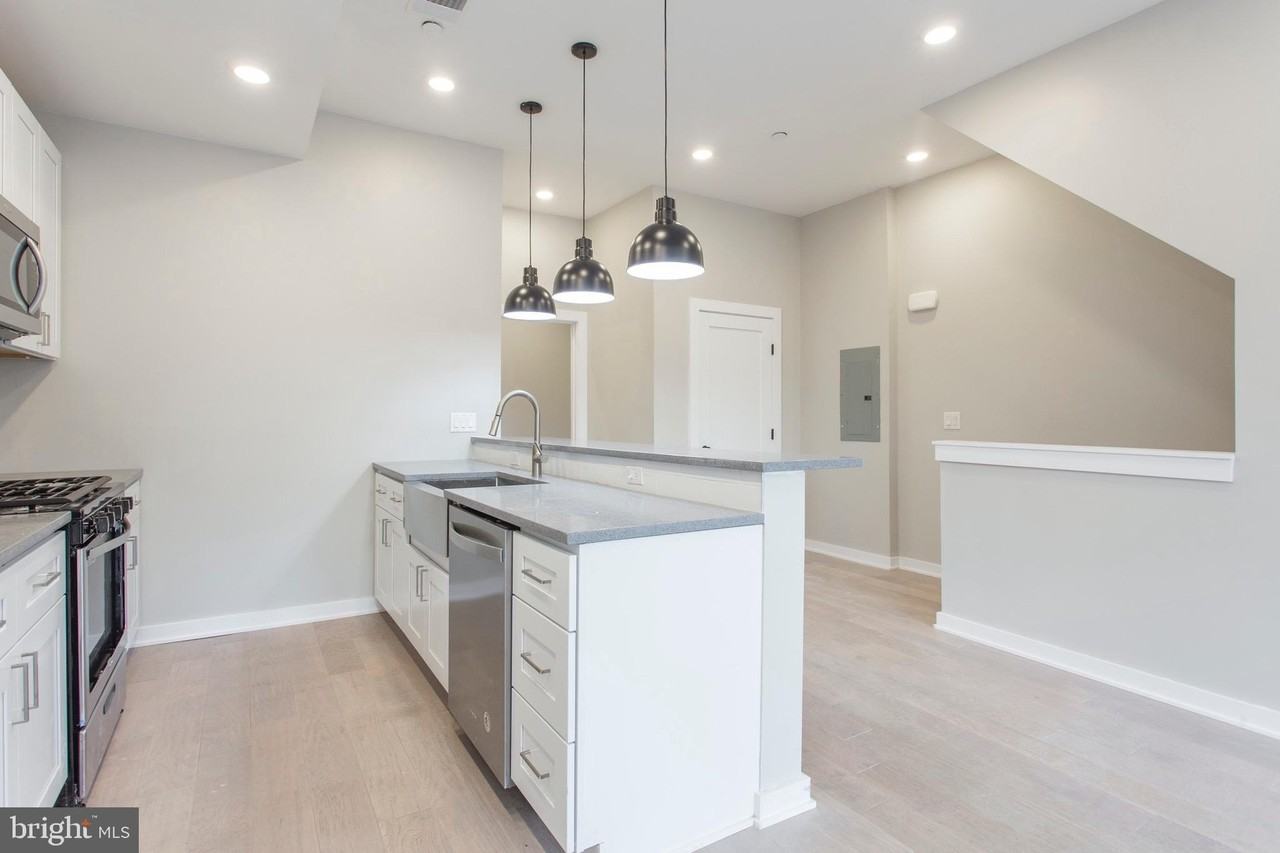 1320 S Opal St #2 - Photo 2 of 26