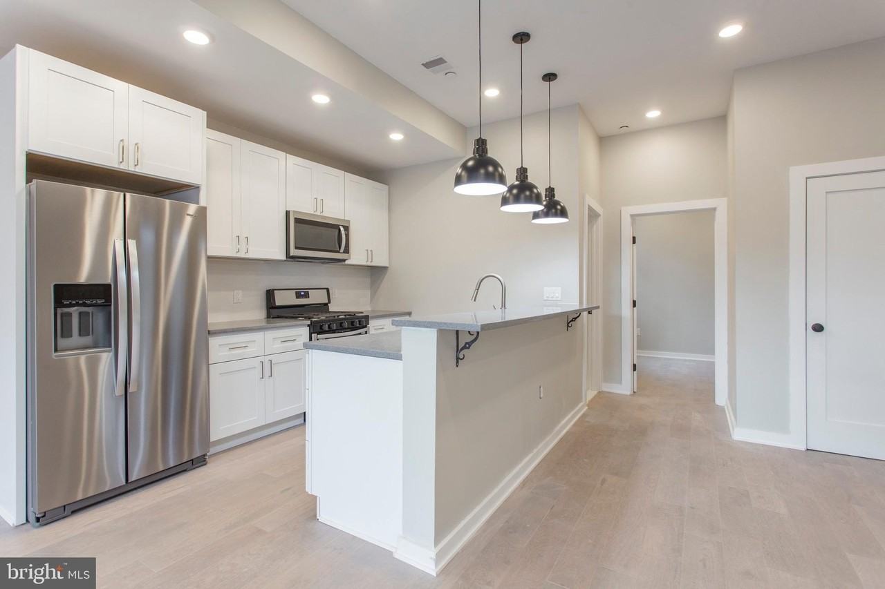 1320 S Opal St #2 - Photo 3 of 26