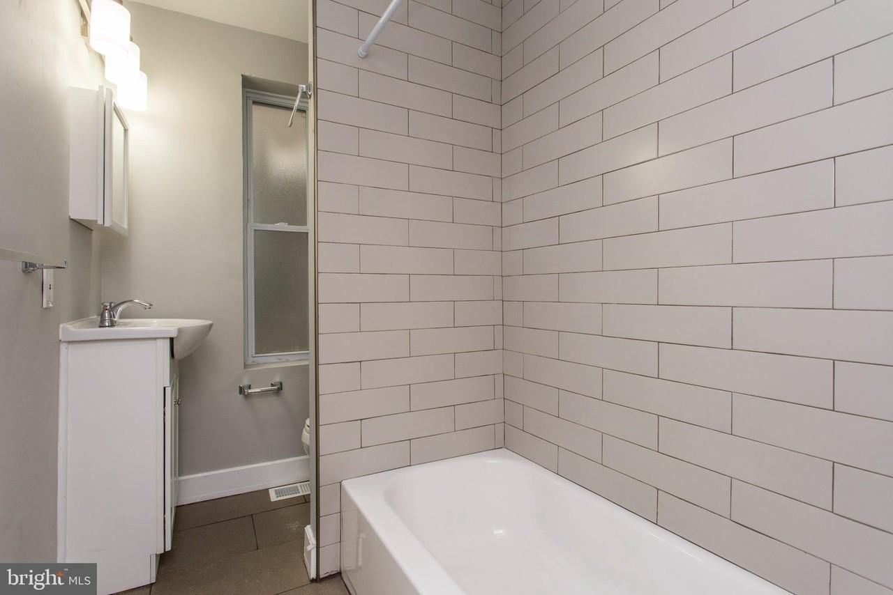 721 S 19th St #1R - Photo 7 of 13