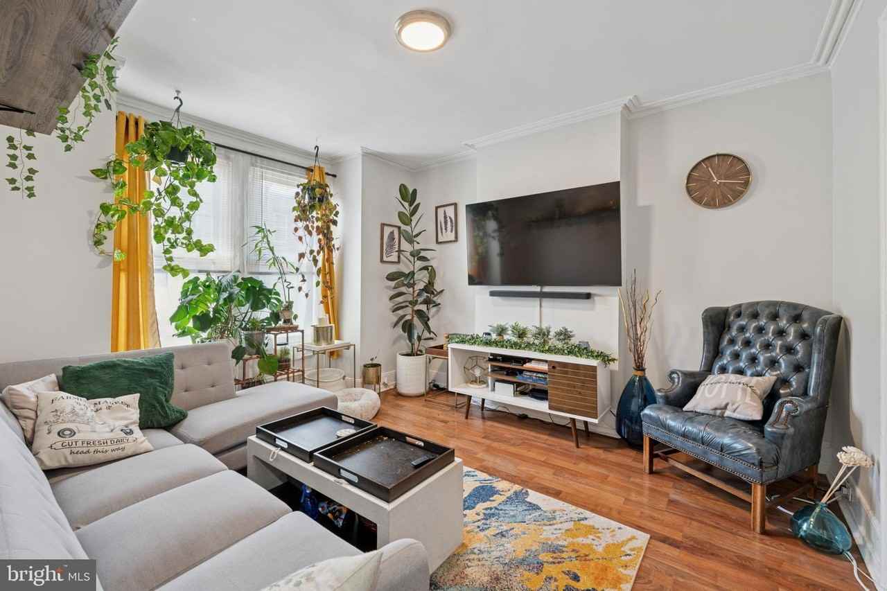 1833 Reed St - Photo 3 of 15