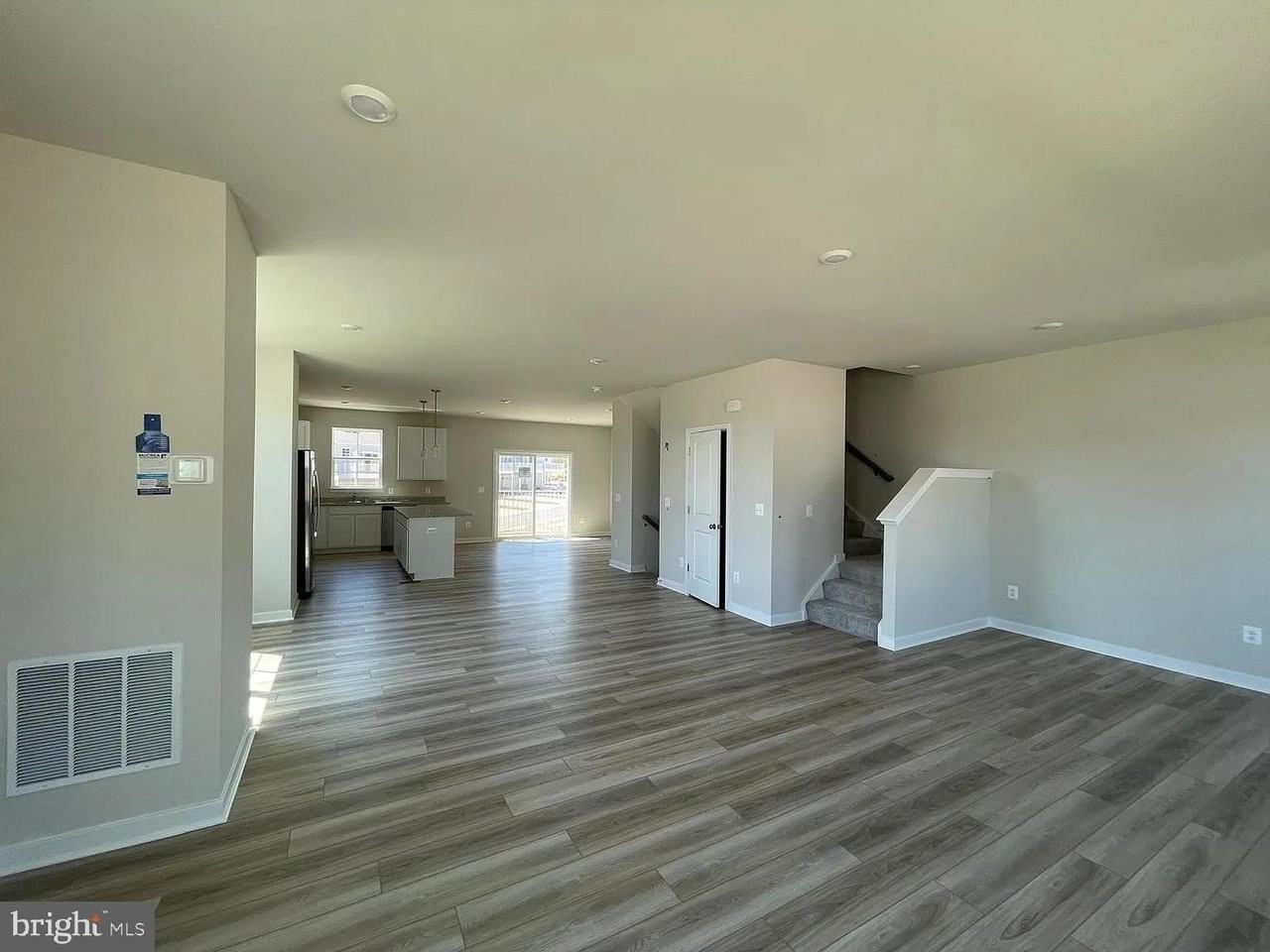 2244 Barhill Way - Photo 4 of 19