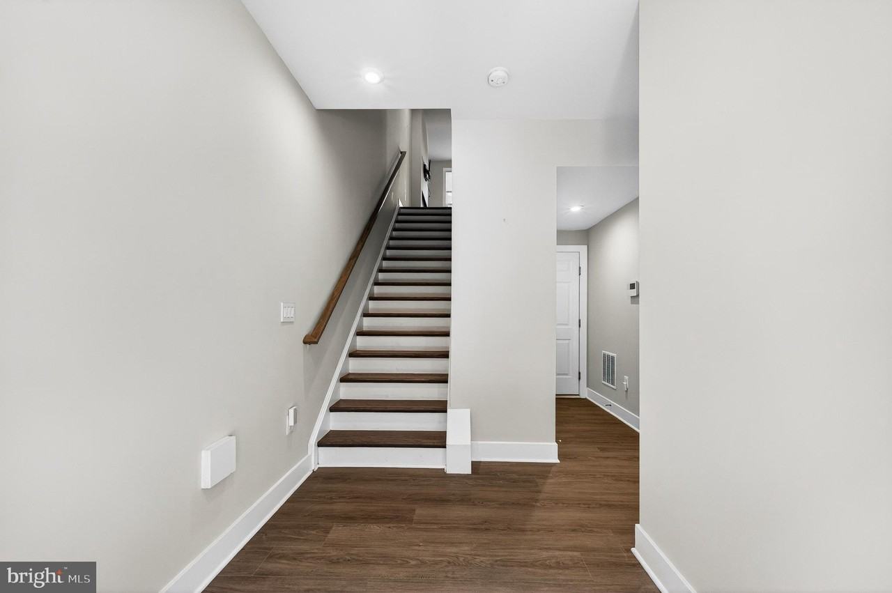 2421 Liberty Loop - Photo 7 of 31
