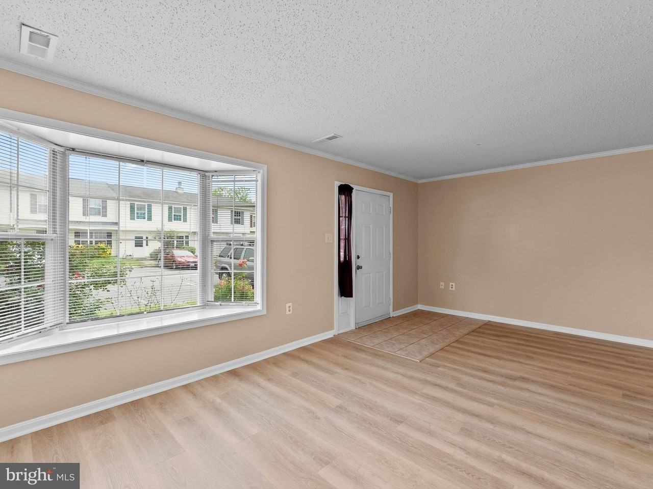 2178 Mager Dr - Photo 3 of 20