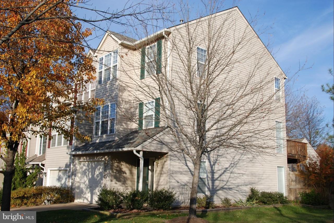 13500 Darter Ct - Photo 2 of 14
