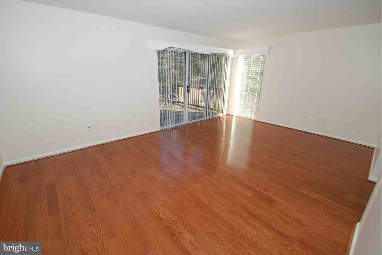 13500 Darter Ct - Photo 4 of 14