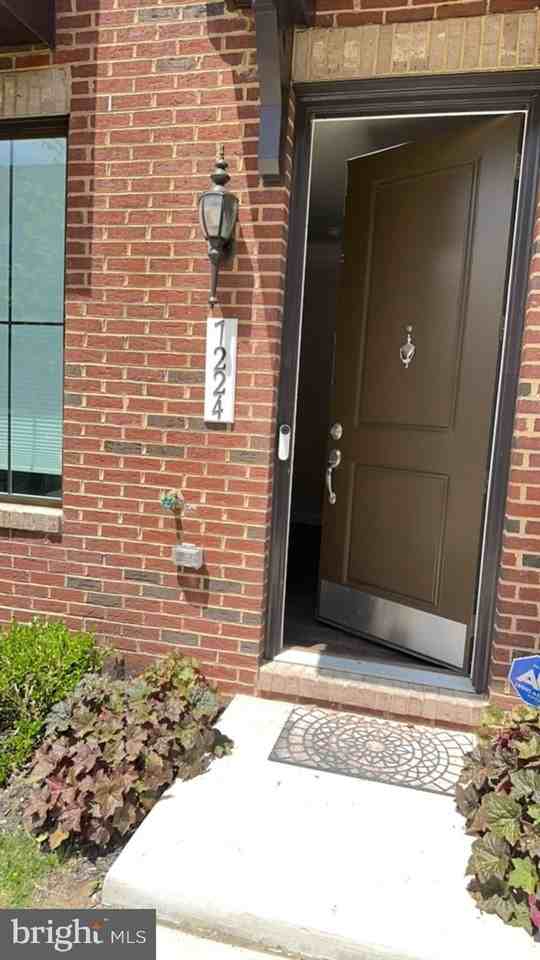 7224 Mountaineer Dr - Photo 2 of 35