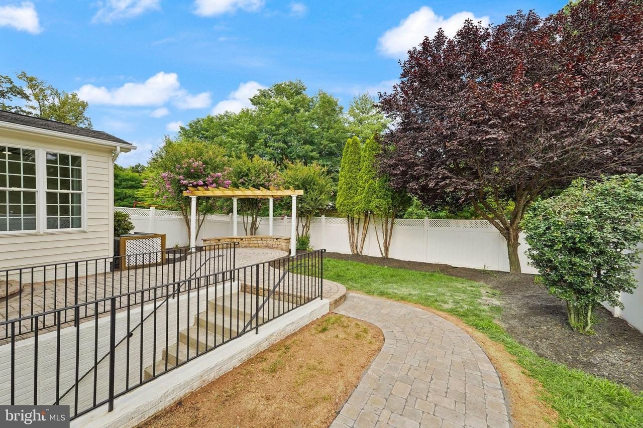43620 Merchant Mill Ter - Photo 4 of 50