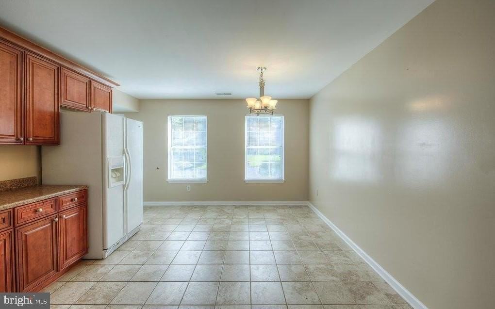 5678 Sutter Ln - Photo 7 of 20