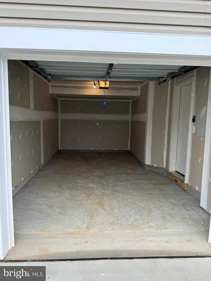 120 Tuxford Rd - Photo 3 of 29