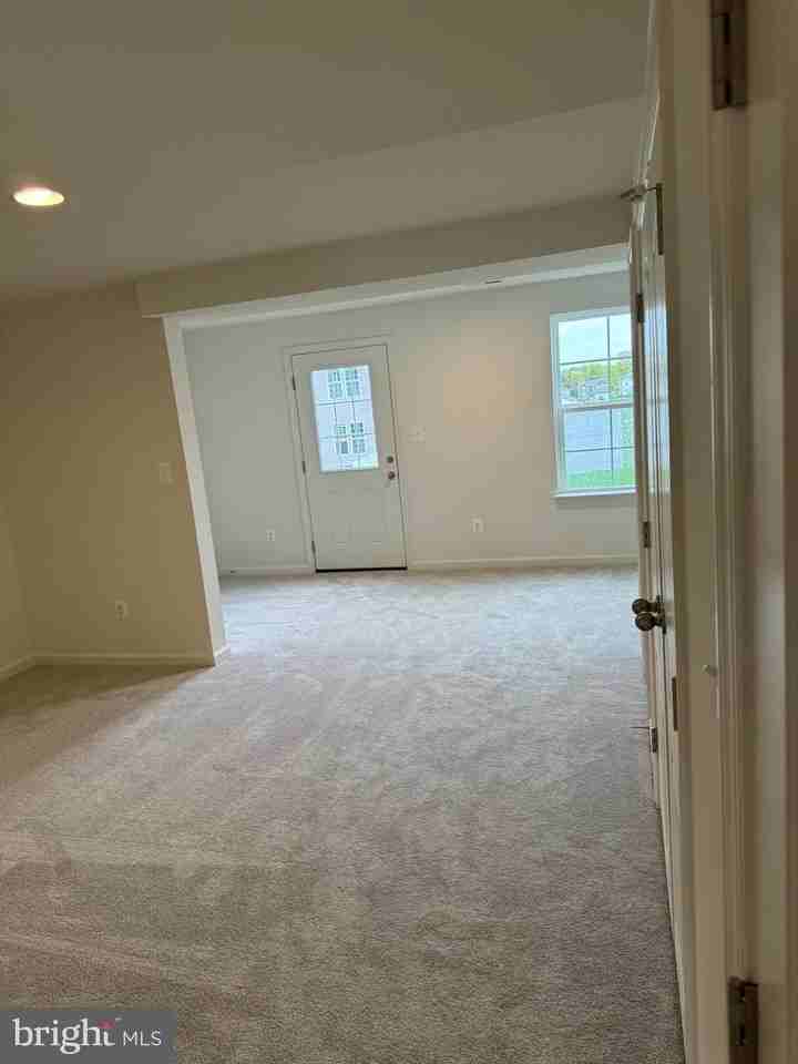 120 Tuxford Rd - Photo 5 of 29