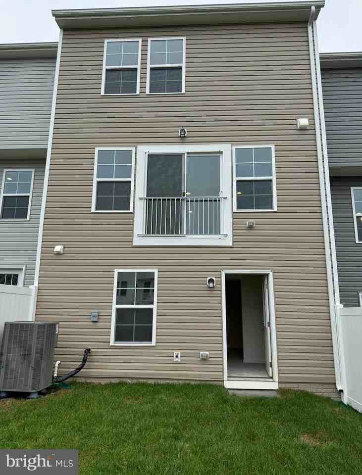 120 Tuxford Rd - Photo 6 of 29