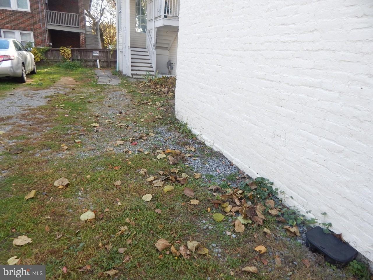 507 W John St - Photo 3 of 4