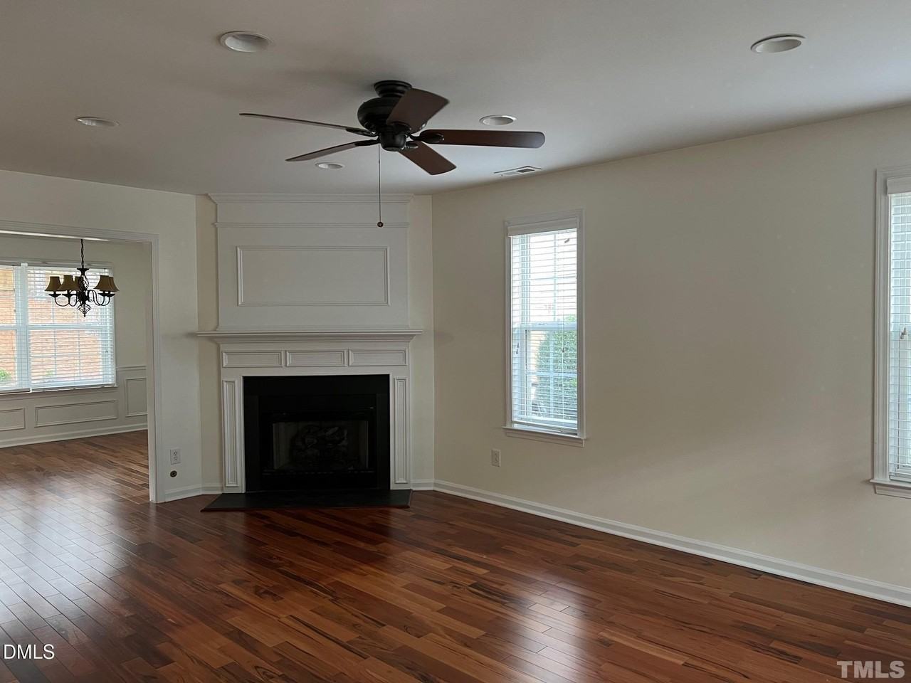 109 Cranwell Ct - Photo 2 of 12