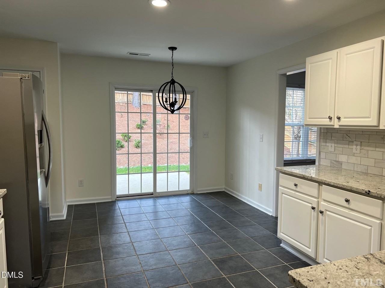 109 Cranwell Ct - Photo 6 of 12
