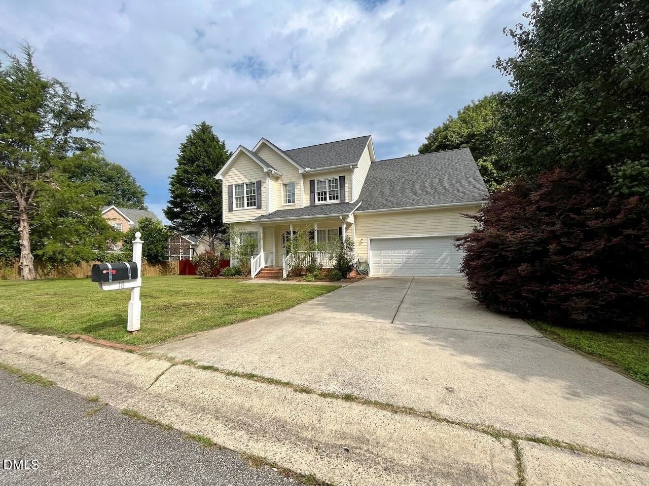 18 Garden Hills Ct - Photo 2 of 23