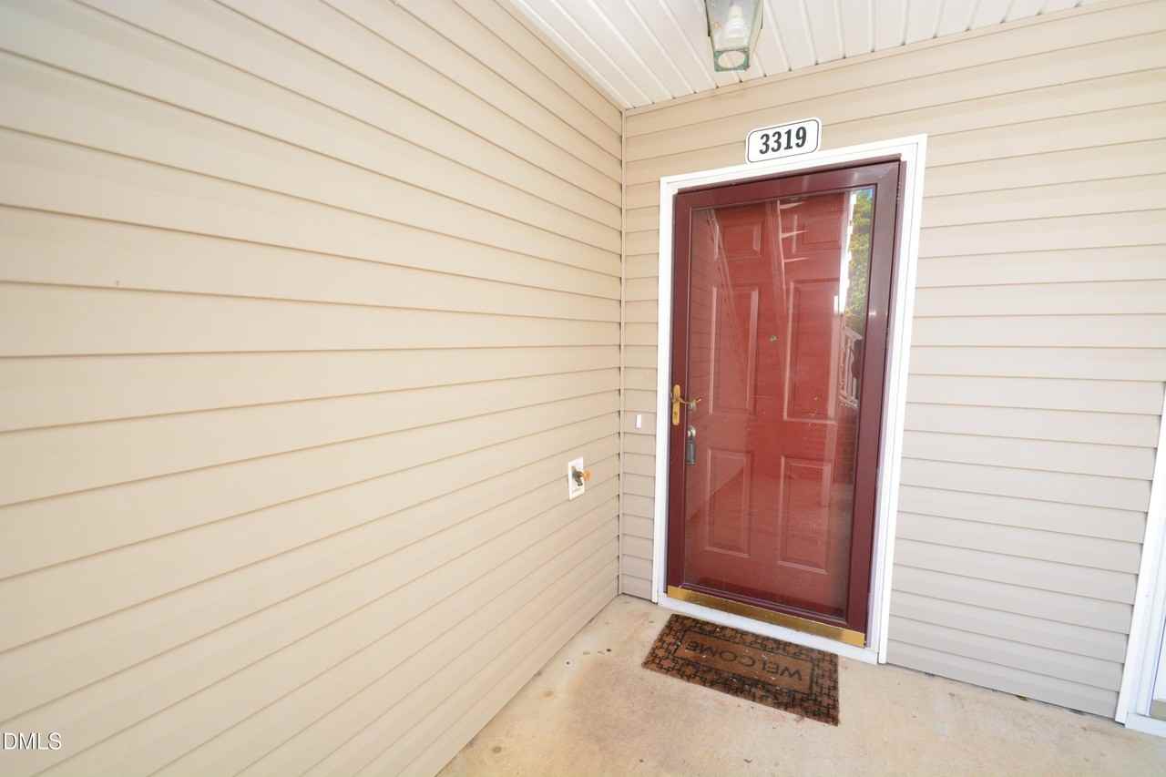 3319 Tarleton W - Photo 2 of 11