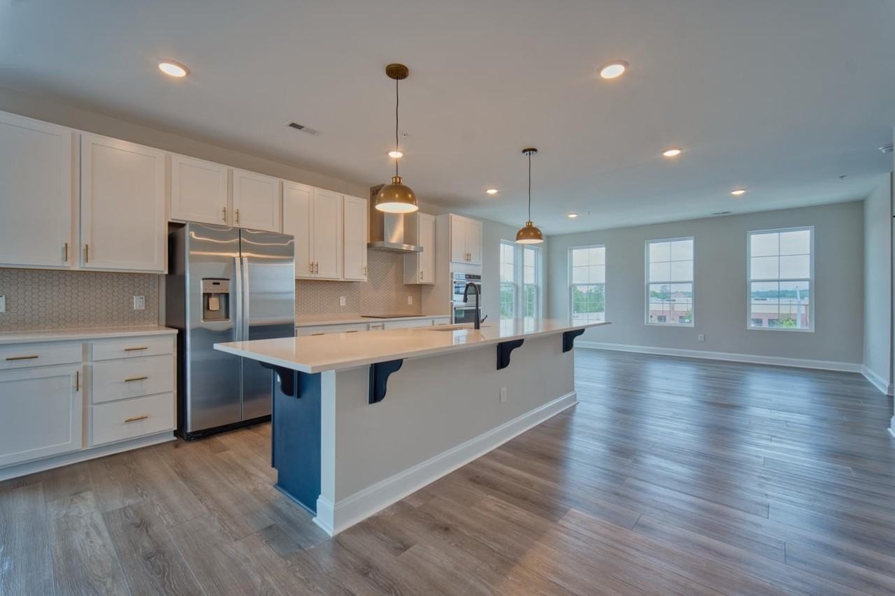 11052 Ligon Mill Rd #200 - Photo 3 of 29