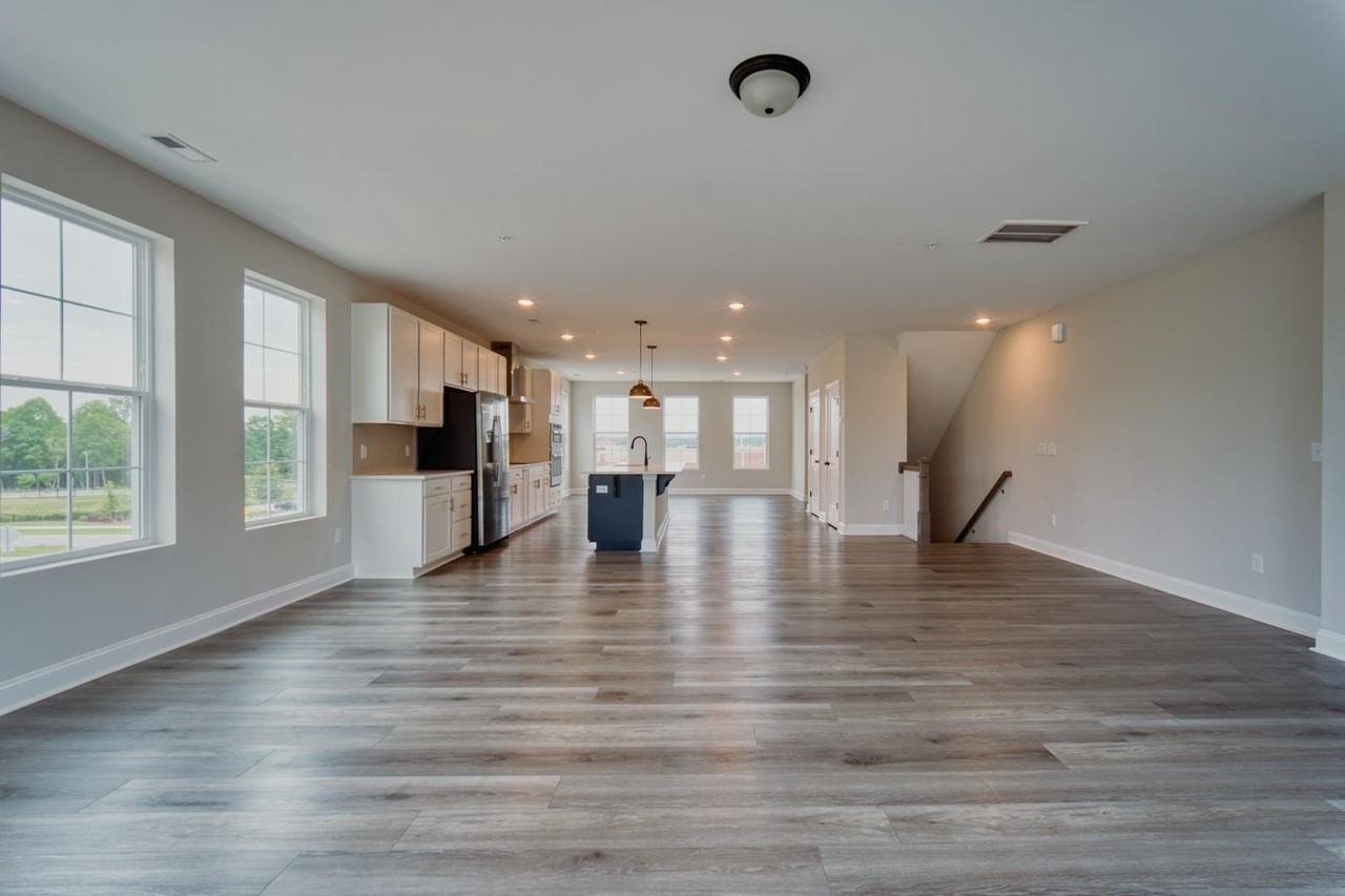 11052 Ligon Mill Rd #200 - Photo 7 of 29