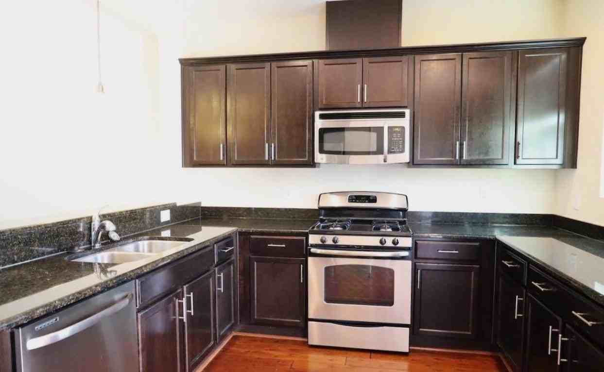 1517 Crafton Way - Photo 7 of 18