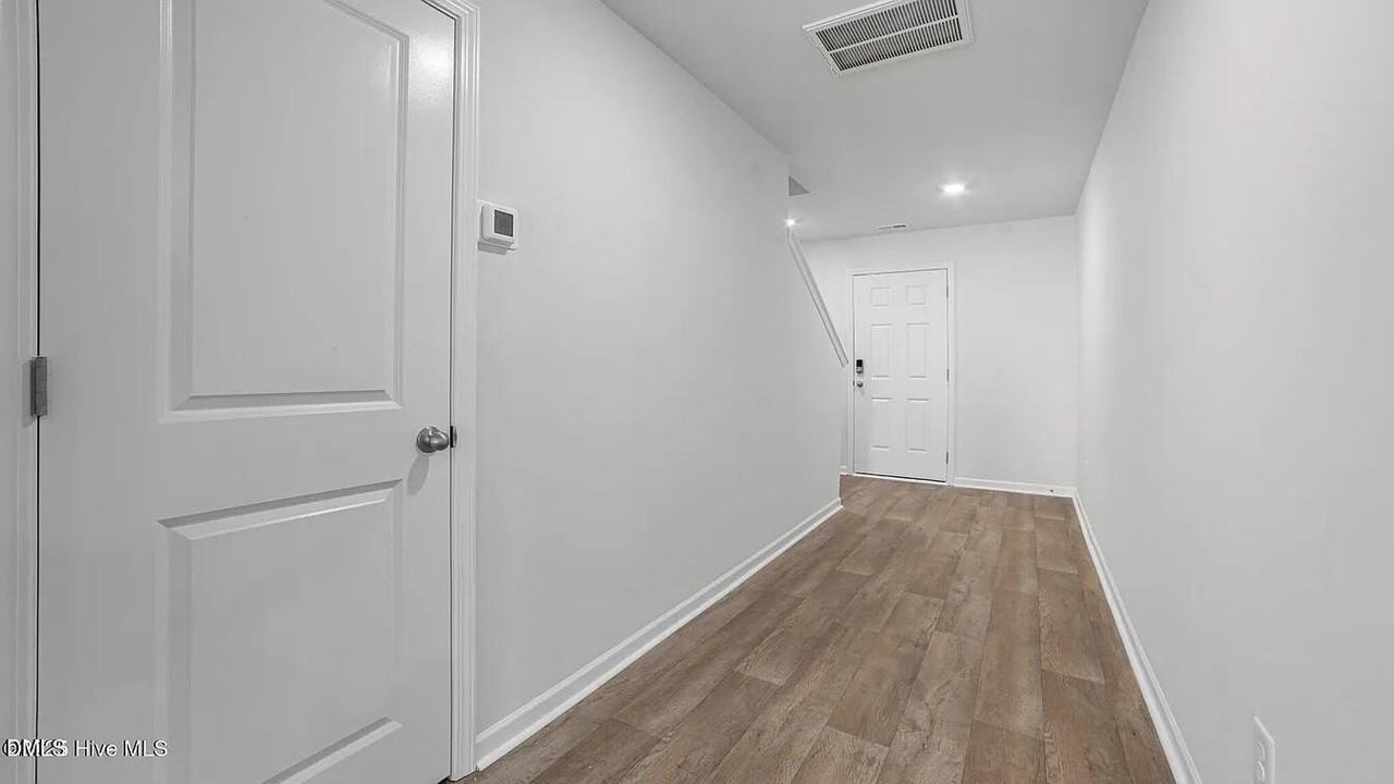 286 Palm Dr - Photo 5 of 42