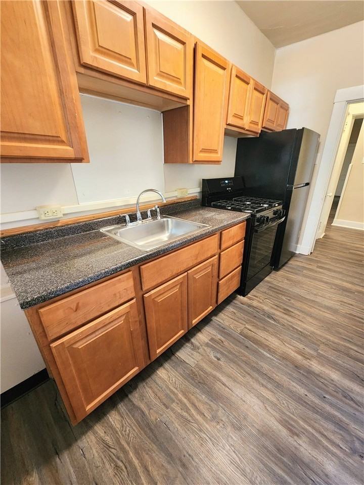 3332 Portola Ave #1 - Photo 7 of 7