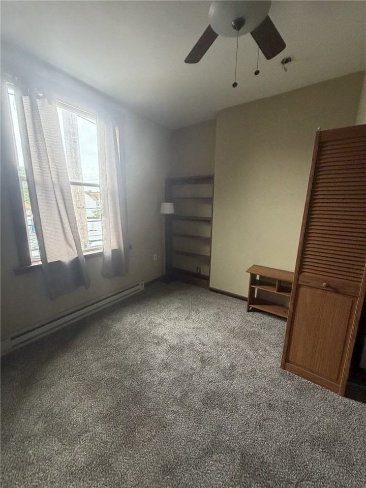 546 California Ave - Photo 6 of 17