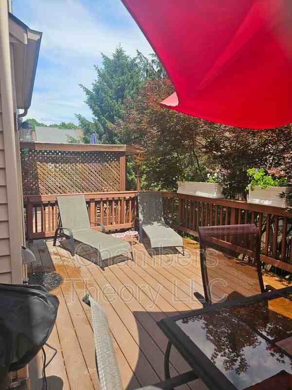 12021 Lisa Marie Ct - Photo 3 of 8